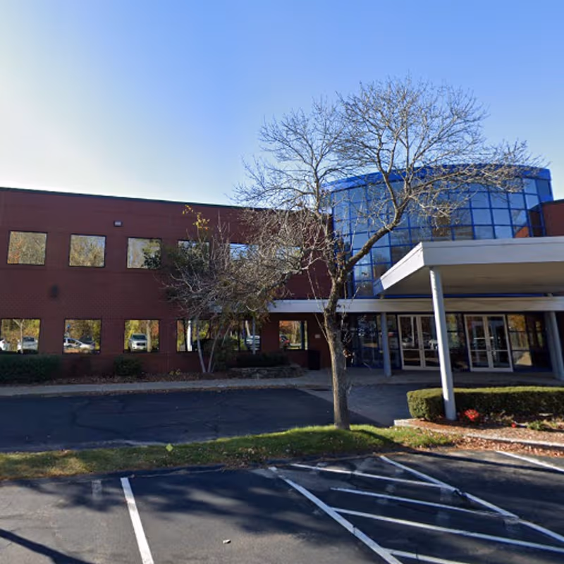 35 Parkwood Drive, Hopkinton - Image 12