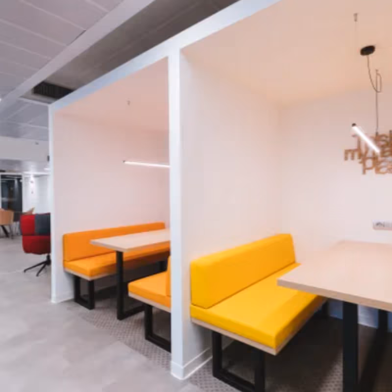 35 Parkwood Drive, Hopkinton - Image 3