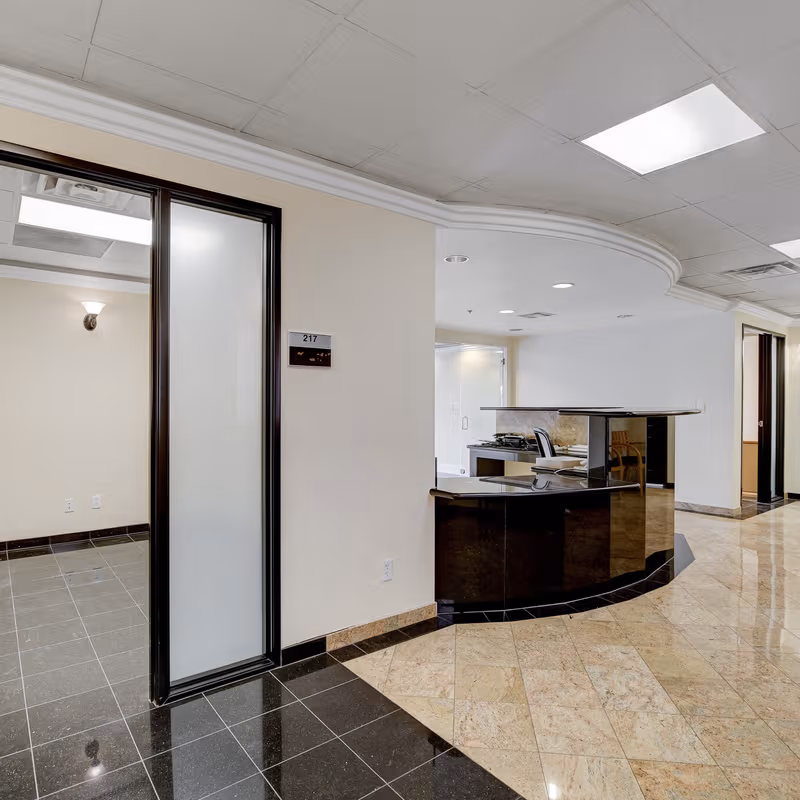 3470 E Russell Rd, Las Vegas - Image 16