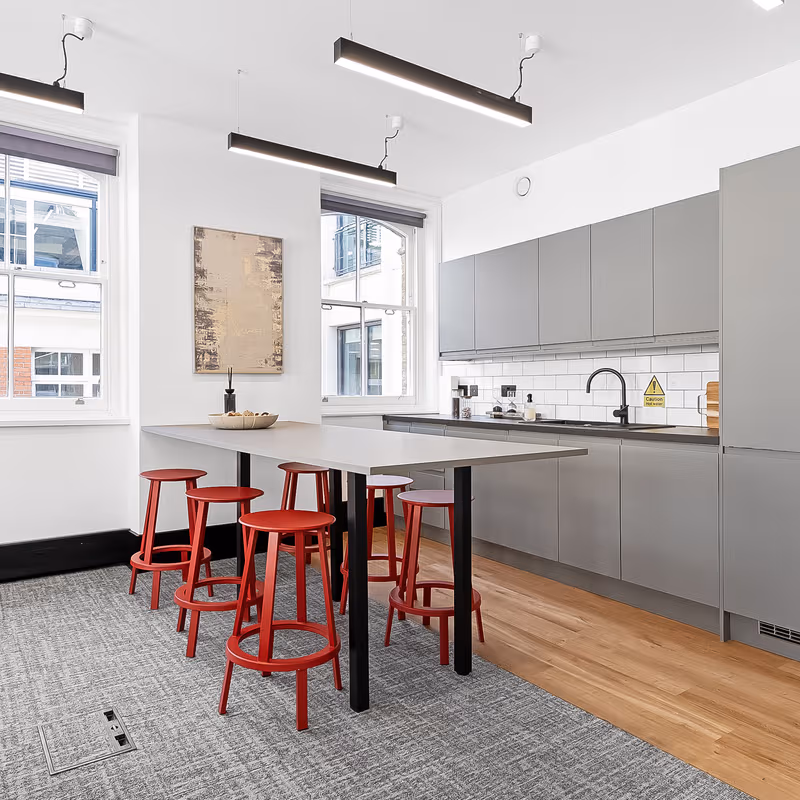 15-17 Heddon Street, London - Image 15