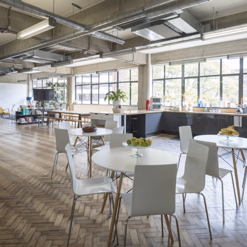 15-27 Gee St, London - Image 7