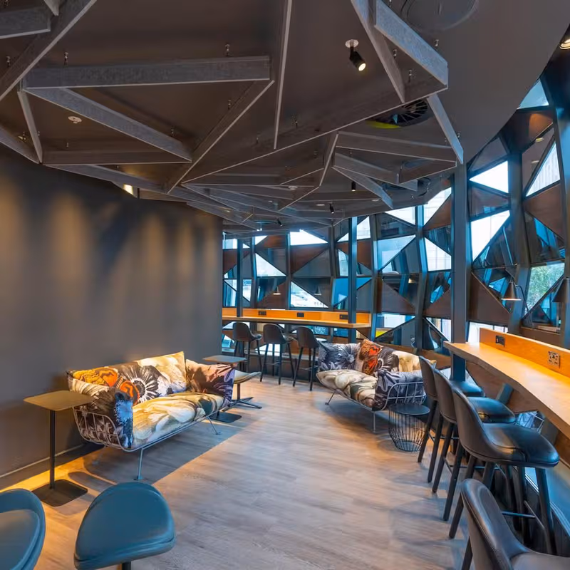 111 Piccadilly, Piccadilly - Image 5