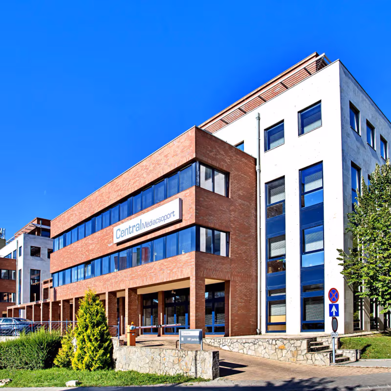 9 Montevideo Utca, Budapest - Image 6