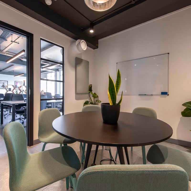 35 Luke Street, Shoreditch - Image 8