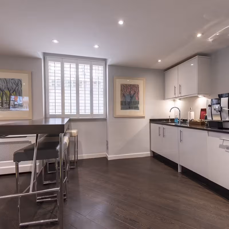 42 Brook Street, Mayfair - Image 5