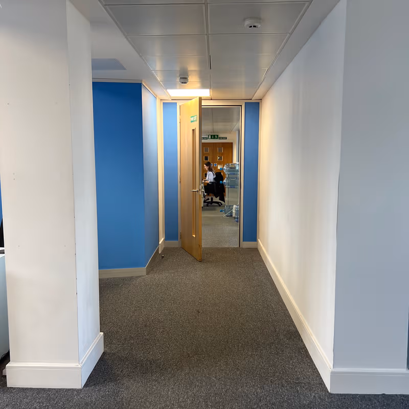 30-33 Minories, Greater London - Image 5