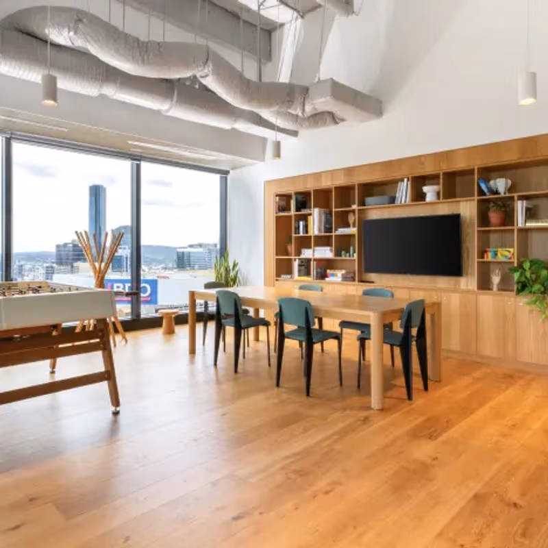 201 Water Tower Dr, Madison - Image 1