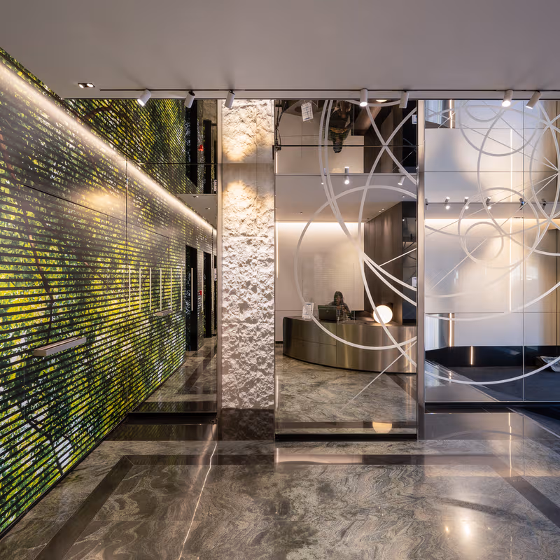 41 Avenue George V, Paris - Image 3