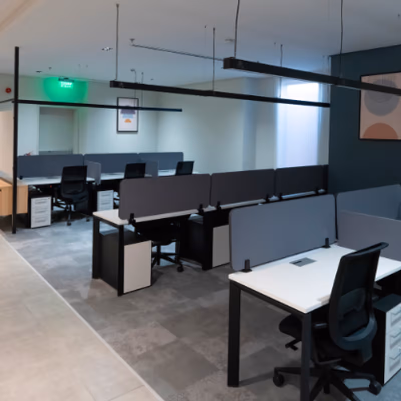 King Fahd Rd Al Olaya, Riyadh - Image 6