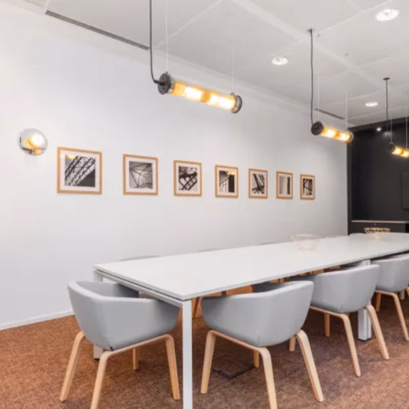 500 S Main Street, Burlington - Image 4