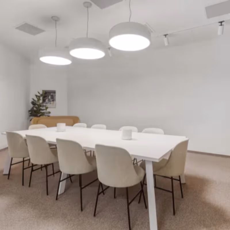 500 S Main Street, Burlington - Image 8