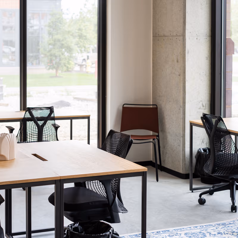 880 West Monon Green Boulevard, Carmel - Image 3