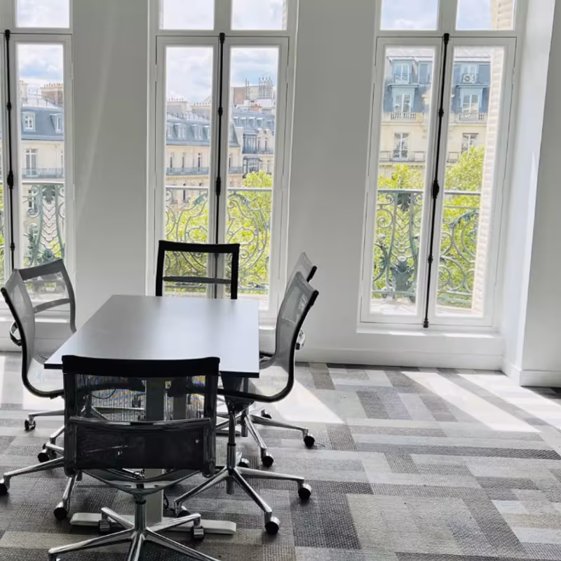 68 Av Des Champs-élysées, Paris - Image 2
