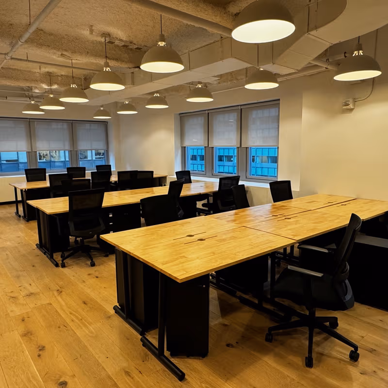 880 3rd Avenue, New York - Image 2