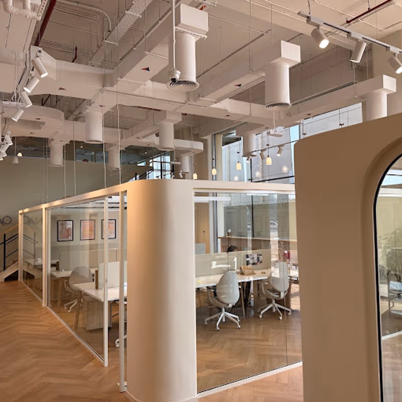 Gold & Diamond Park, دبي - Image 18