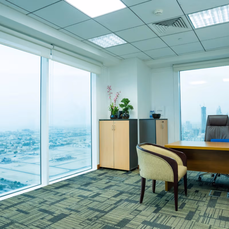 Single Business Tower - Business Bay, Dubai - Image 4