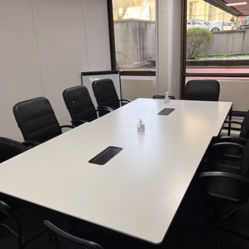 336 Les Bureaux De La Colline, Saint-cloud - Image 4