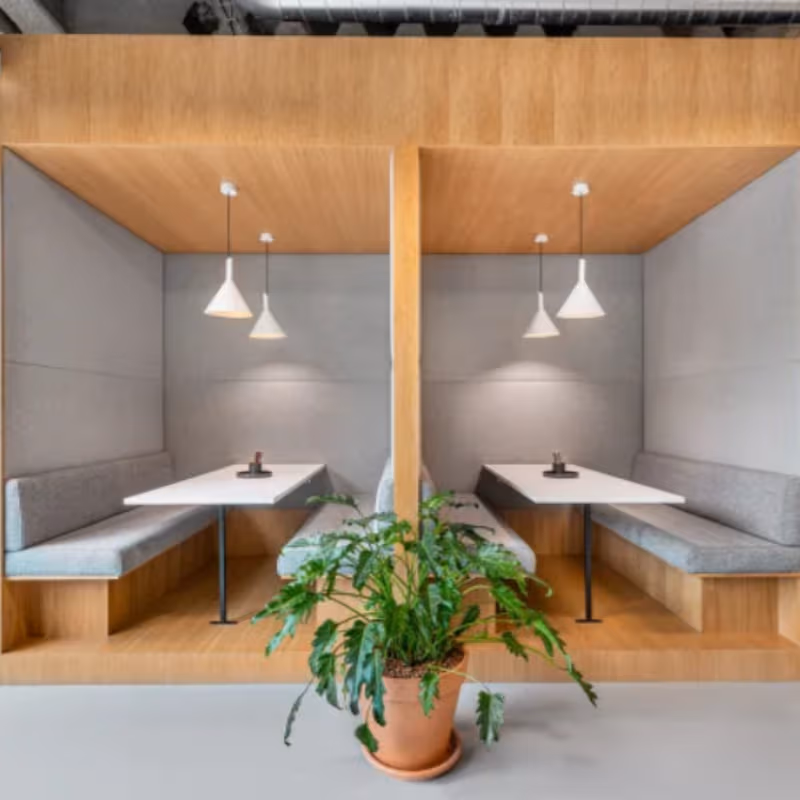 201 Queens Ave, London - Image 9