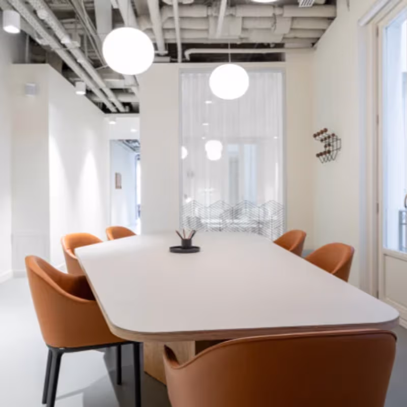 888 Veterans Memorial Highway, Hauppauge - Image 1