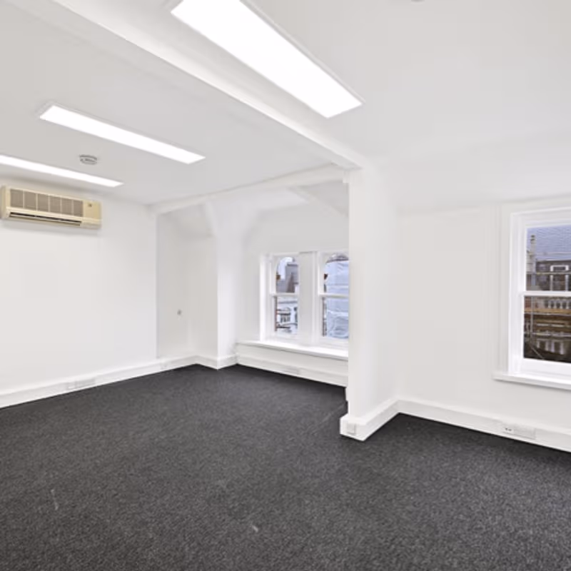 21 Wigmore St, Marylebone - Image 2
