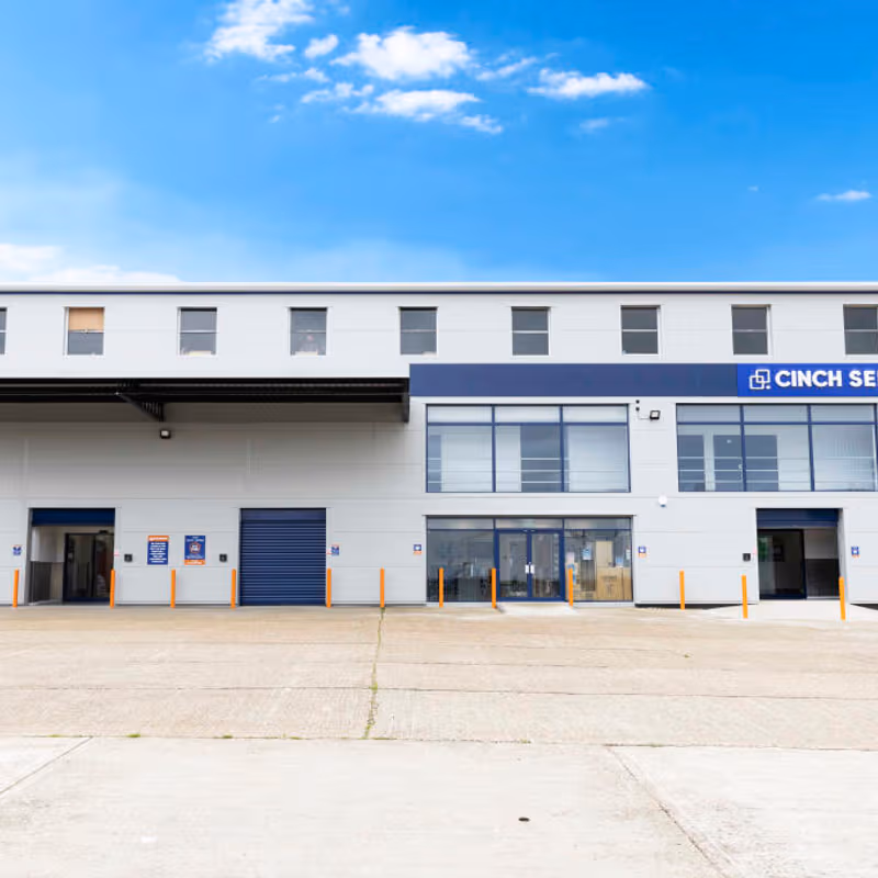 Forsyth Rd, Woking - Image 4