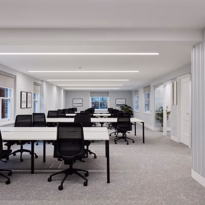 25 Buckingham Palace Road, London - Image 1