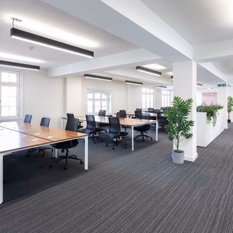 77 Kingsway, London - Image 4