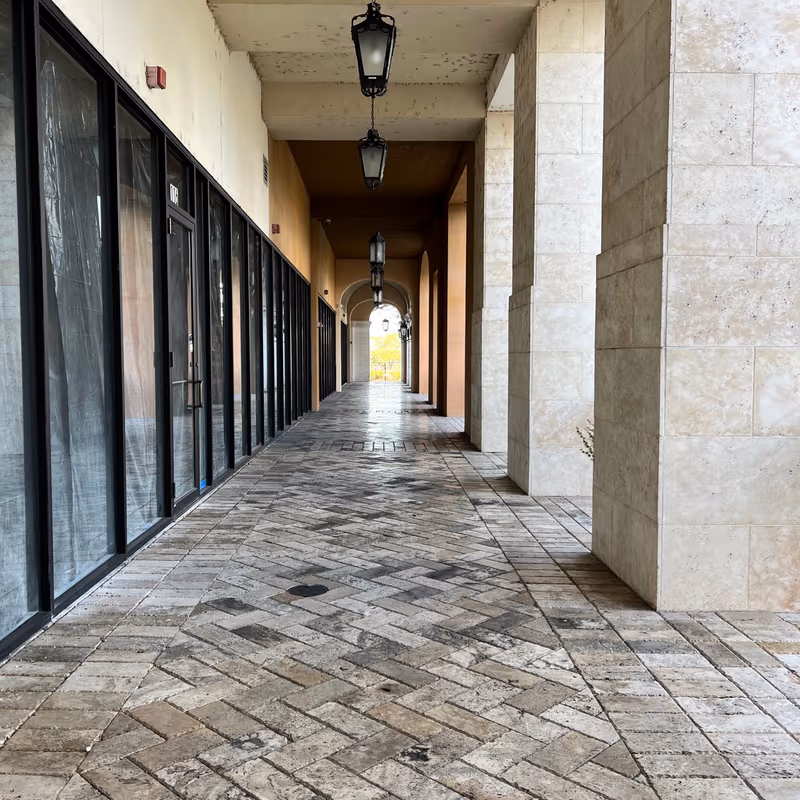 2121 South Hiawassee Road, Orlando - Image 7