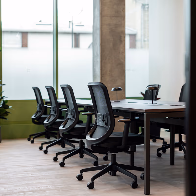 22 Ash Ave, London - Image 7