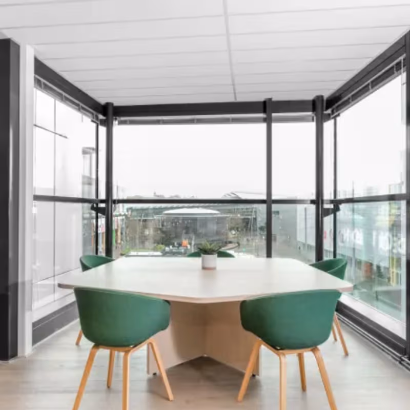 32 Office Park Road, Hilton Head Island - Image 2