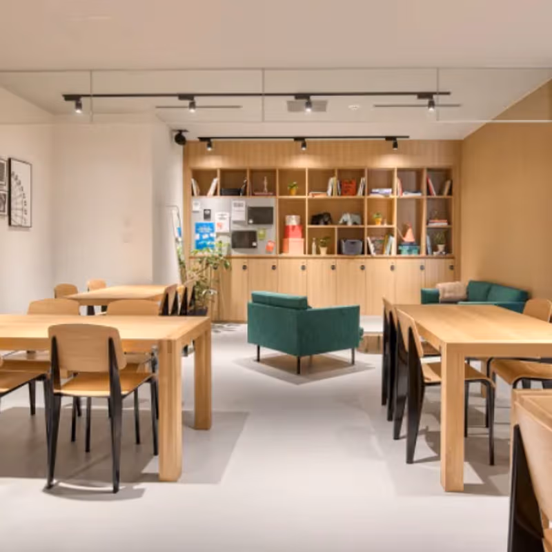 1450 Busch Parkway, Buffalo Grove - Image 2