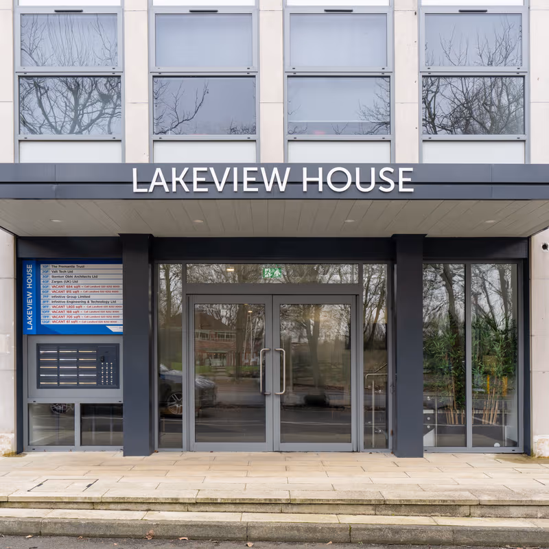 Bond Avenue, Bletchley - Image 10