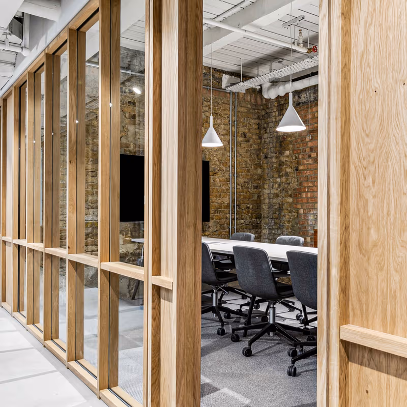 4 Queens Road, London - Image 3