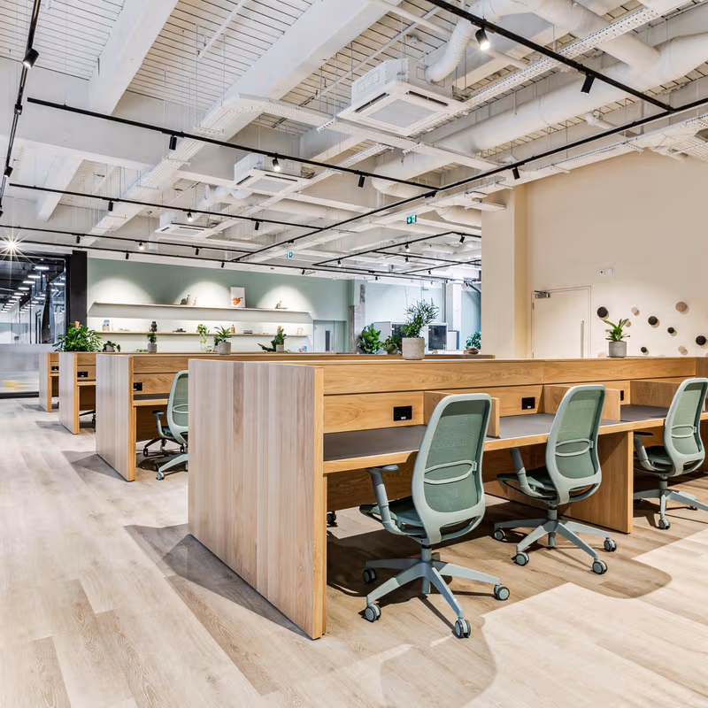 4 Queens Road, London - Image 2