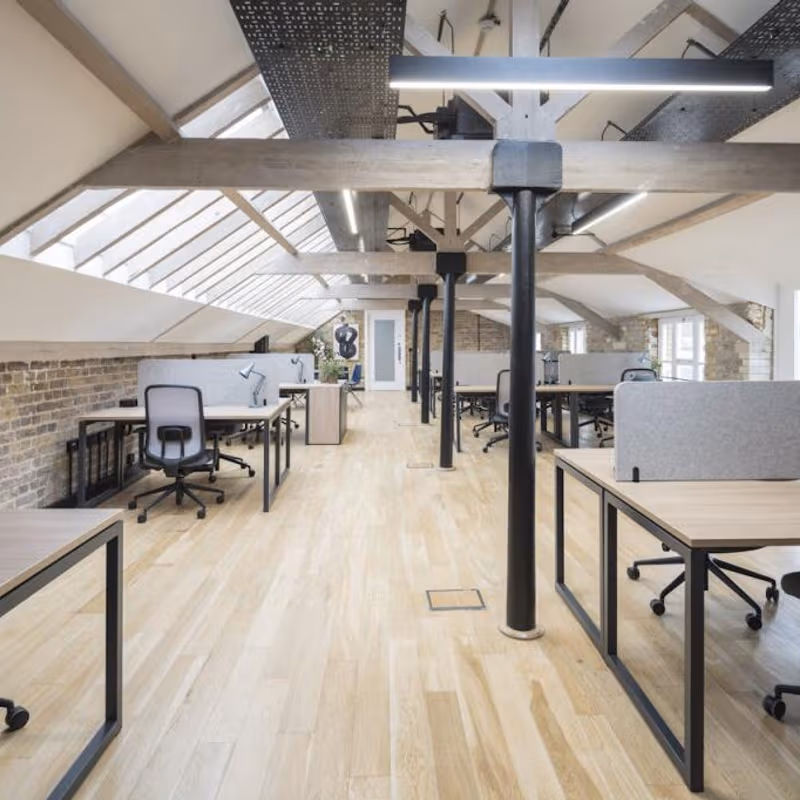 16 Bowling Green Lane, London - Image 5