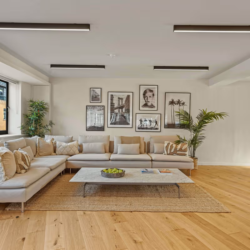 4-7 Manchester Square, London - Image 5