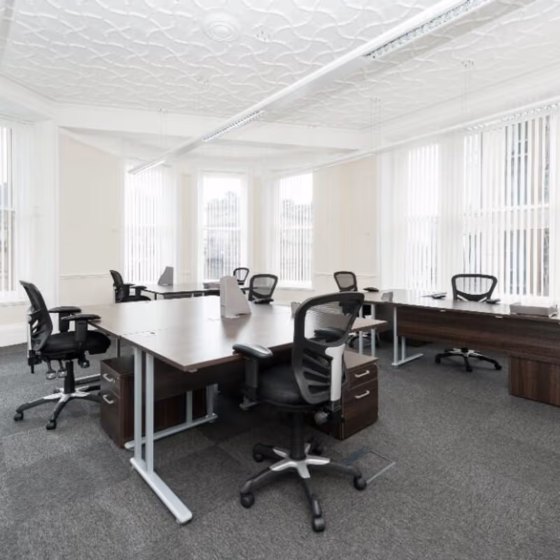 38 Collingwood Street, Newcastle Upon Tyne - Image 2