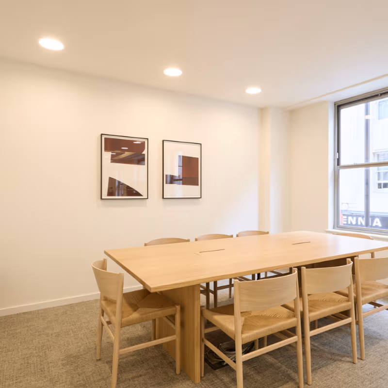 3 Rathbone Place, West End - Image 1