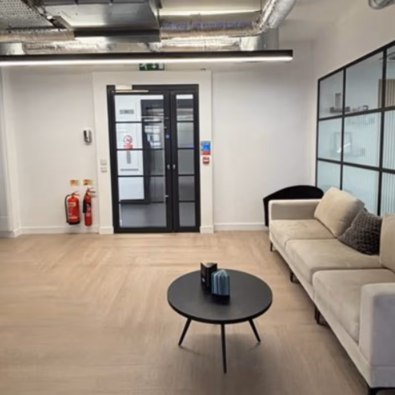 3 Moorgate Place, London - Image 4