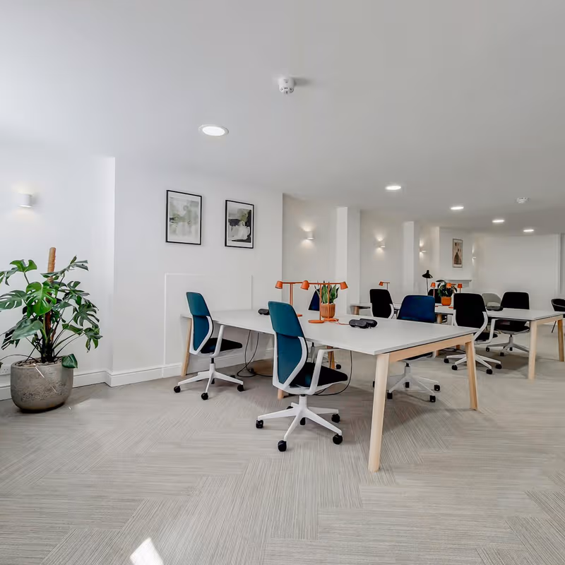 3 Fitzhardinge St, London - Image 2