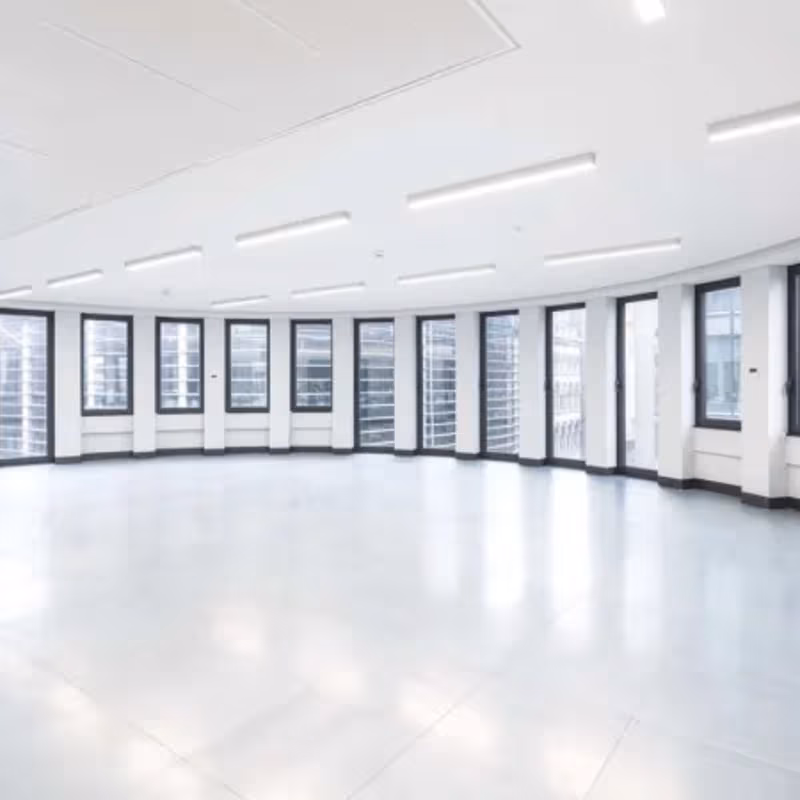 76 Cannon St, London - Image 2