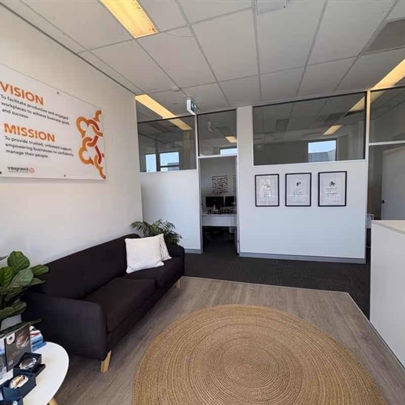 93 West Burleigh Road, Burleigh Heads - Image 1