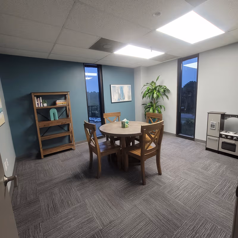 1300 Diamond Springs Road, Virginia Beach - Image 6