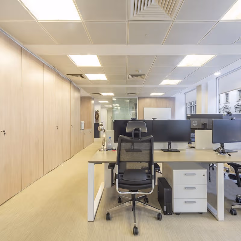 10 Brook Street, London - Image 9