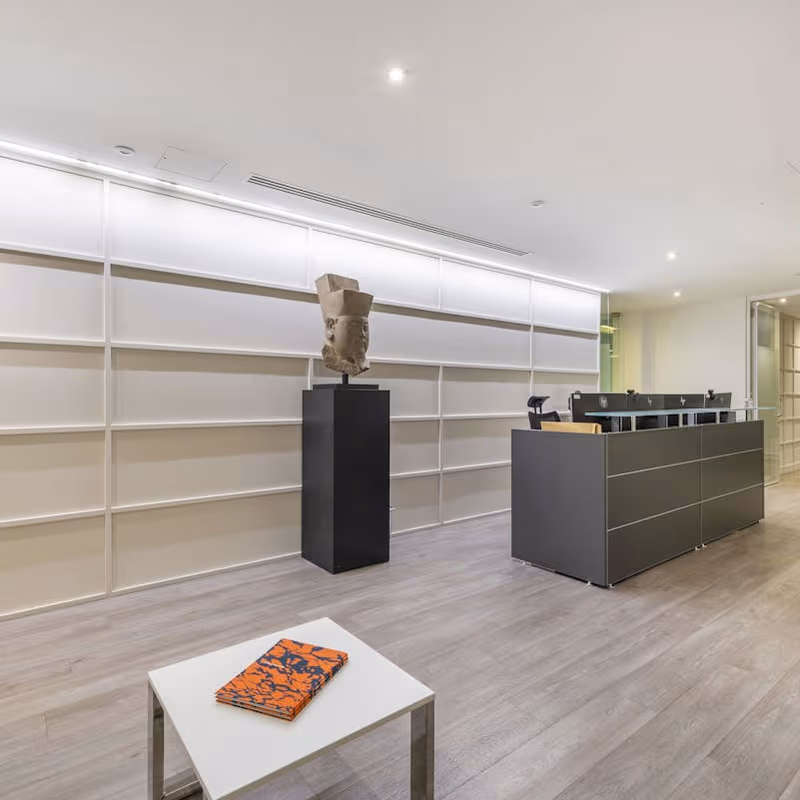 10 Brook Street, London - Image 4