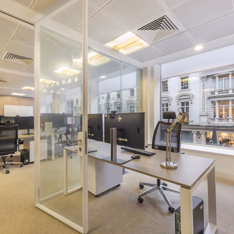 10 Brook Street, London - Image 3