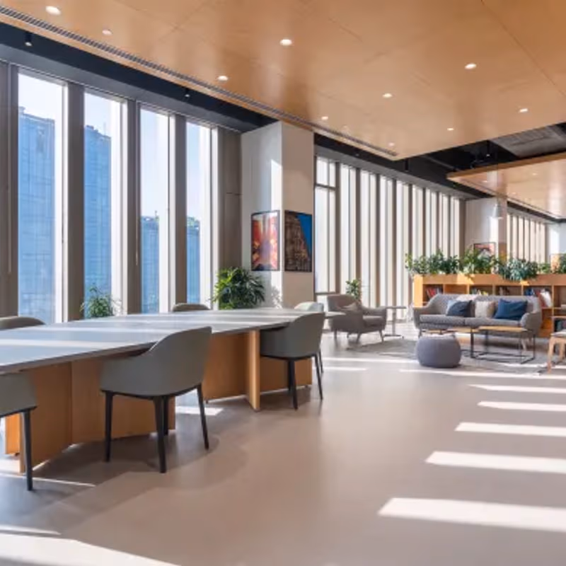 264 S River Rd, Bedford - Image 1