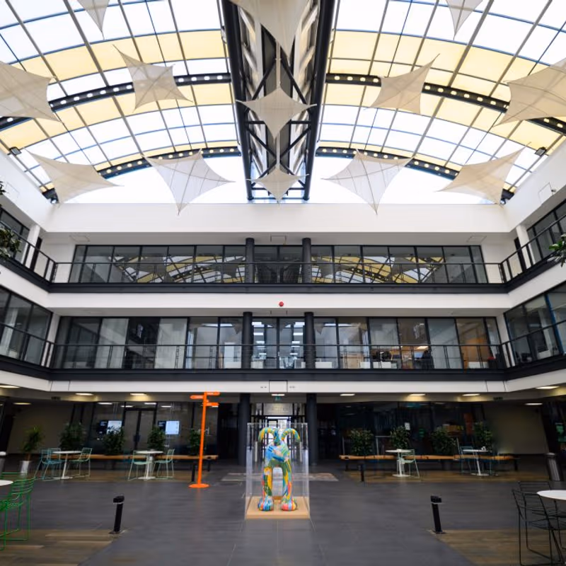 Almondsbury, Bristol - Image 9