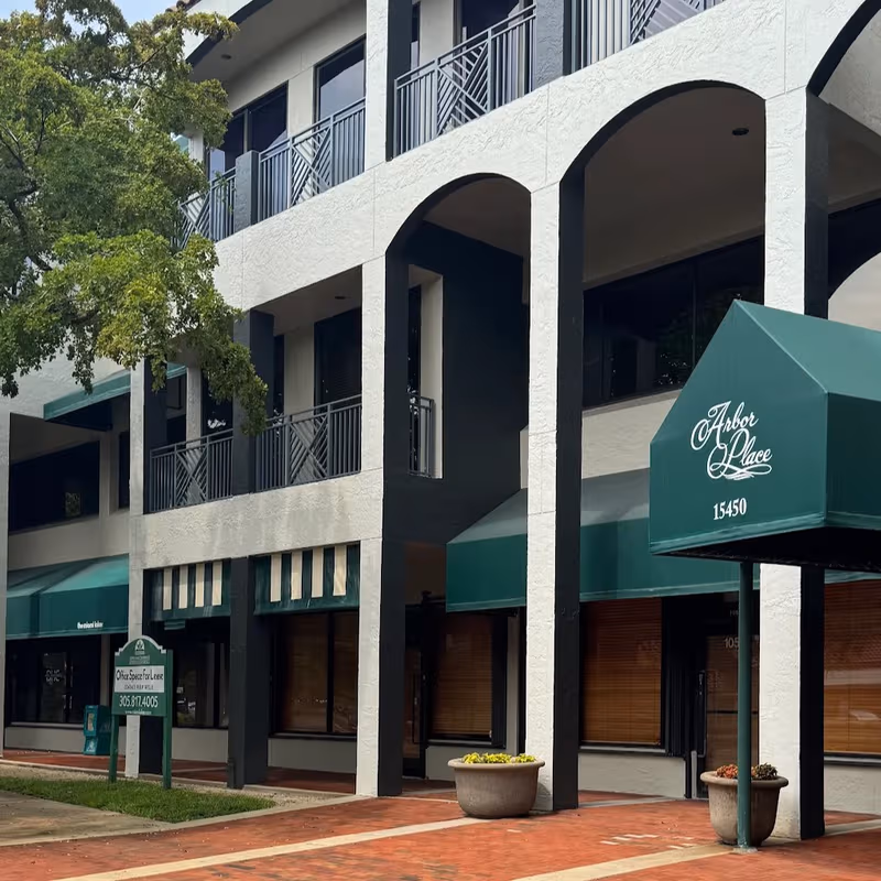 15450 New Barn Rd, Miami Lakes - Image 14