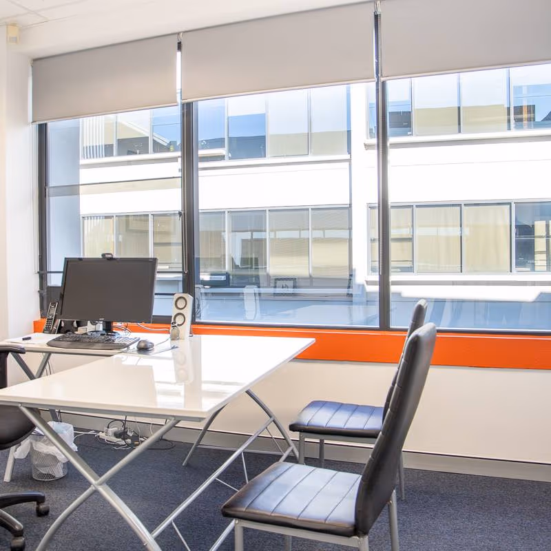 33 Lexington Drive, Bella Vista - Image 1